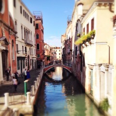 Fototapeta na wymiar Historischer Kanal in Venedig