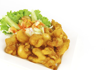 squid , shrimps , fried in batter with vegetable