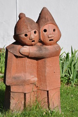 Clay sculptures in the garden
