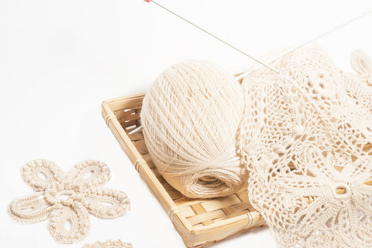 woolen fabric of Irish lace