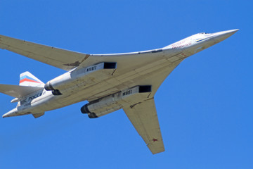 Fototapeta na wymiar Tu-160 in the blue sky