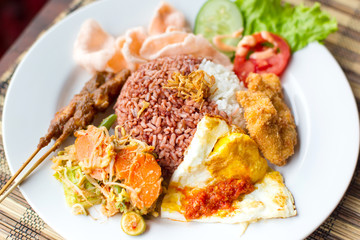 indonesian dish with chicken satay