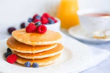 Pancakes with berries