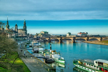 Fototapeta na wymiar Вид на Старый Дрезден