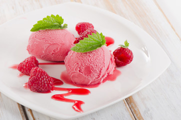 Raspberry sorbet with fresh mint