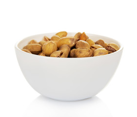 Dry salted pistachio fruit in bowl