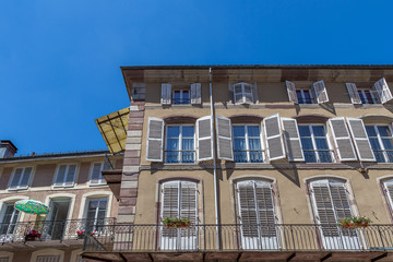 fenêtres et balcons