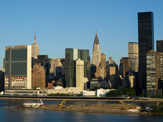 Fototapeta na wymiar New York City Midtown Skyline with United Nations-14