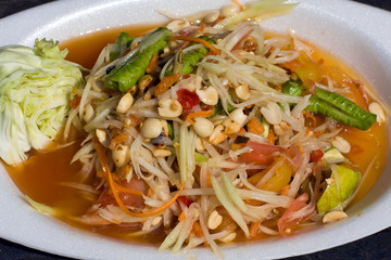 Papaya salad hot and spicy