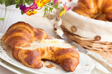 Croissants / German laugencroissants 