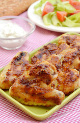 Chicken wings in mustard sauce