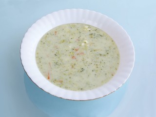 vegetable soup with broccoli