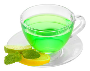 Obrazy na Plexi  Przezroczysty kubek zielonej herbaty na białym tle
