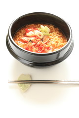 korean food, kimchi and ramen noodles