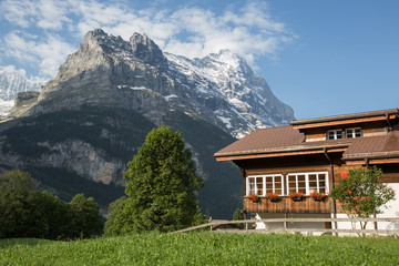 Haus vor Eiger Nordwand