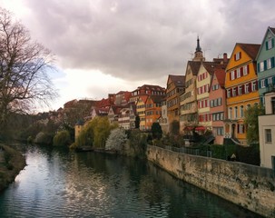 Naklejka premium Colorful medieval houses along Neckar river in Tubingen