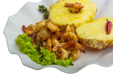 Garlic shrimps with potato