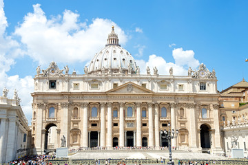 Fototapeta na wymiar St. Peter's Basilica, Rome Italy