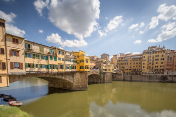 Obraz premium Ponte Vecchio from St Trinity bridge, Florence