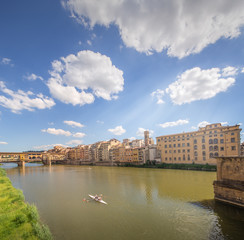 Obraz premium Ponte Vecchio from St Trinity bridge, Florence