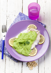 fish fillet with zucchinis cream