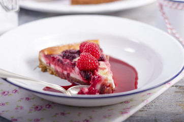Cheesecake (Käsekuchen) mit  Himbeeren