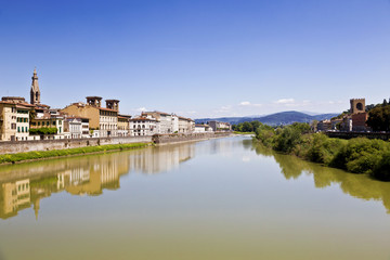 Fototapeta na wymiar Arno river in Florence (Firenze), Tuscany, Italy