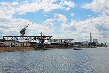 Die MS Karlsruhe im Hafen