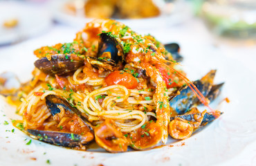 Italian pasta with seafood - obrazy, fototapety, plakaty