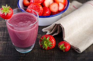 Smoothie, Erdbeeren, Erdbeersmoothie,getränk