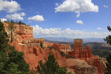 Fototapeta na wymiar overlook from bryce canyon