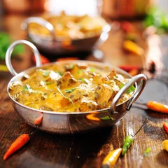 Cercles muraux Plats de repas indian food - saag paneer curry dish