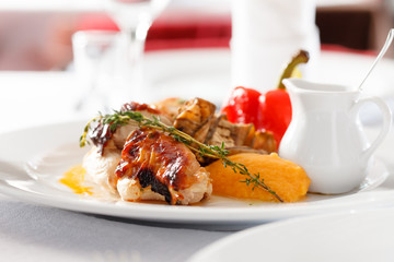 grilled chicken with vegetables