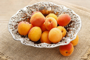 Bowl of apricots