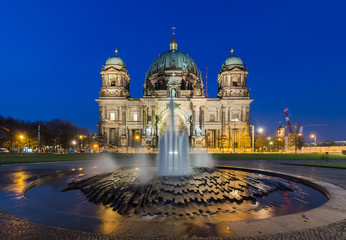 Berlin Cathedral (Berliner Dom) at Night © 290712