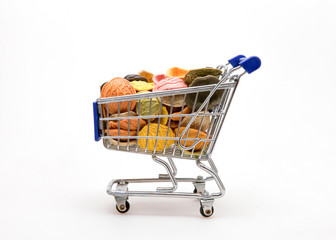 Pasta in a shopping cart