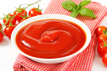 Tomato puree
