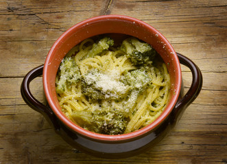 Chitarroni con i broccoli - Cucina italiana