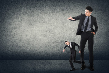 Business marionettes
