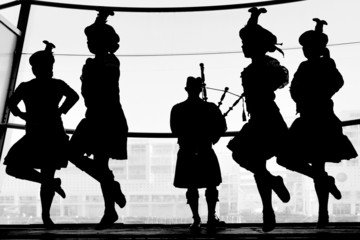 Scottish highland dance - obrazy, fototapety, plakaty