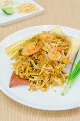 Pad thai
