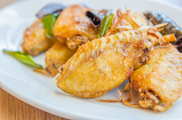 Fried chicken wings