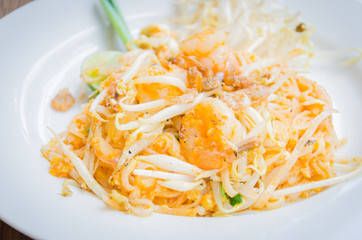 Pad thai