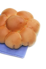 pane a forma di margherita_ sfondo bianco