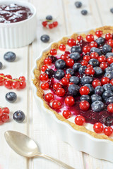 Sweet tart cake