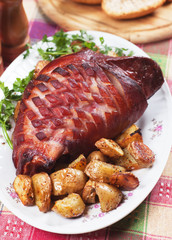 Roasted pork knuckle