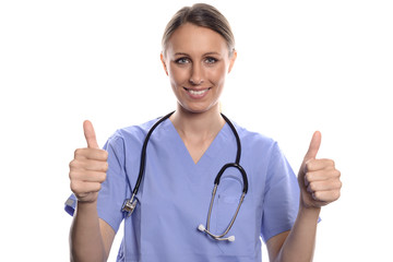Ärztin oder Krankenschwester hält Daumen hoch