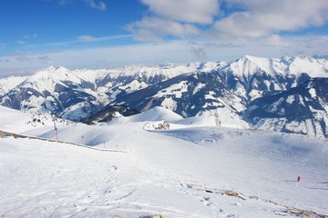 Fototapeta na wymiar Rauris, ski resort in the Austrian Alps