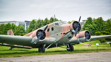Fototapeta na wymiar Junkers Ju-52