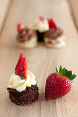 mini cakes for holidays